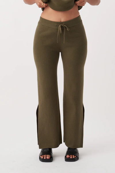 ARCAA - Ria Pant, Olive