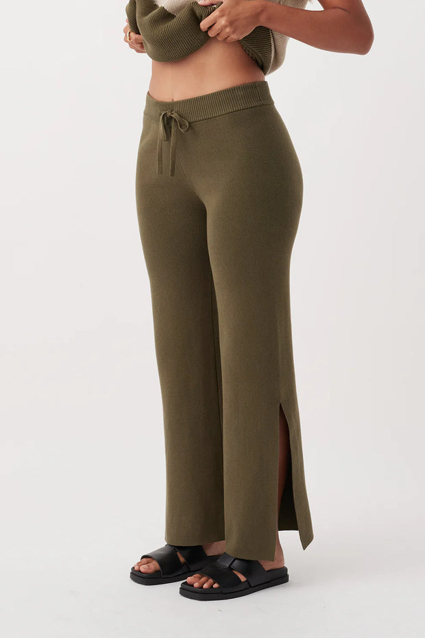 ARCAA - Ria Pant, Olive