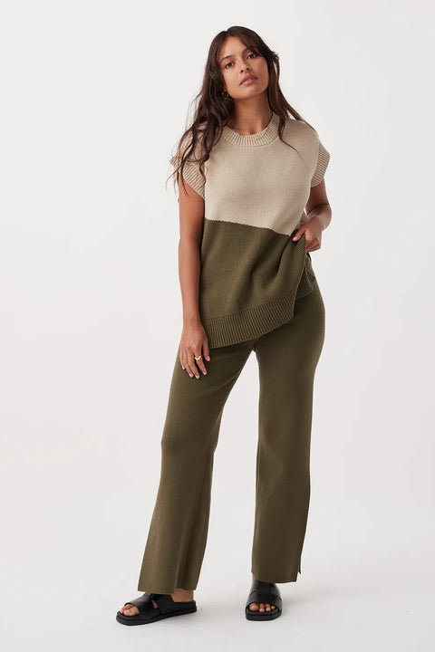 ARCAA - Ria Pant, Olive